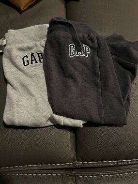 GAP Kids Two-Pack Charcoal and Light Gray Sweatpants